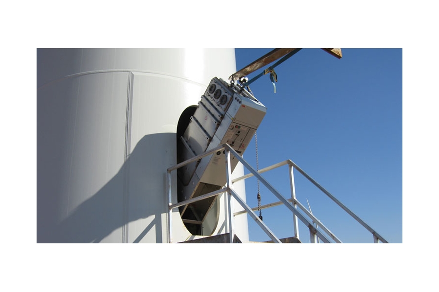 Ultra-thin wind power switchgear